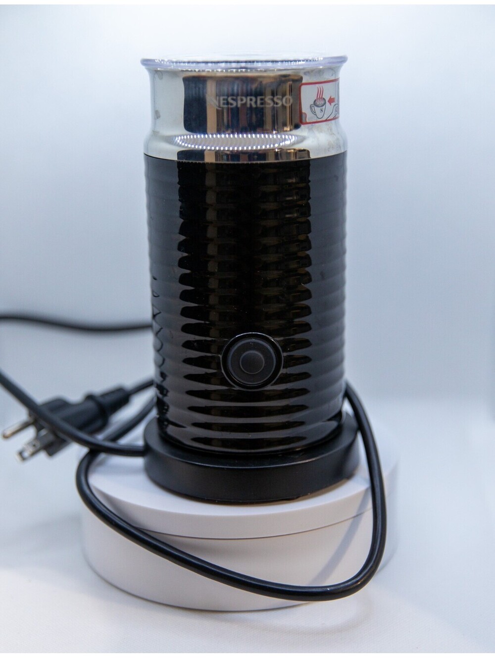 Nespresso Aeroccino 3 Electric Milk Frother 3694‑US‑BK - Black with base